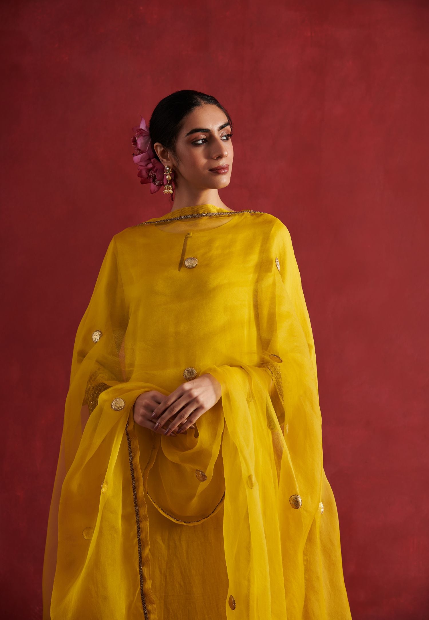 AARNA YELLOW